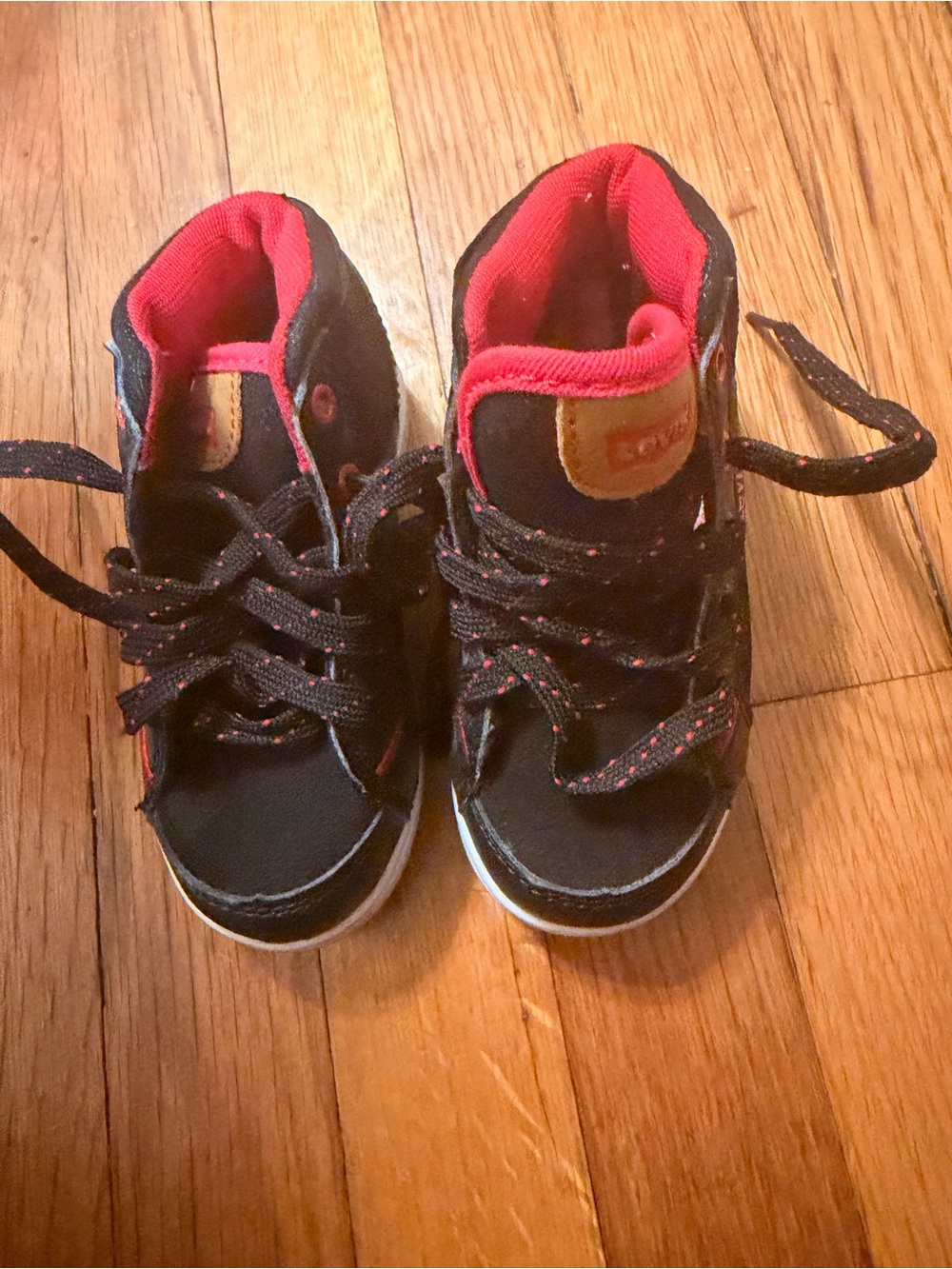 Levi's Black and Red Toddler Size 8 High-Top Sneakers